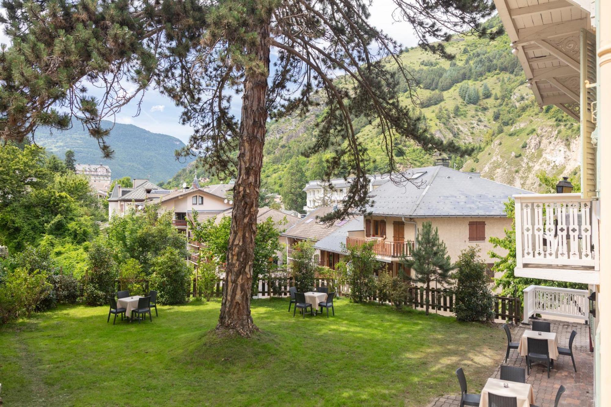 Hotel Le Belvedere Brides-les-Bains Exterior foto